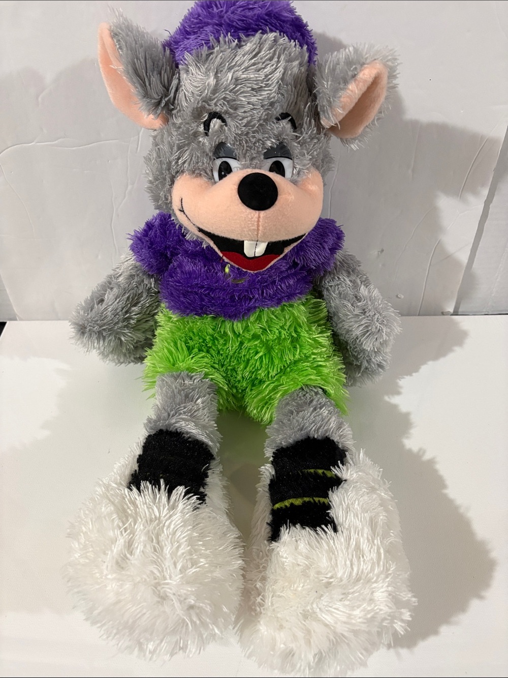 Grey & Purple Chuck E. Cheese Toy with Bright Green Outfit - Kids